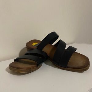 Black Strappy Women's Sandals